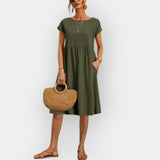 Midi Suknelė su Minimalistinėmis Linijomis