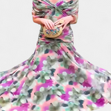 Florendra – ilga gėlėta suknelė V formos iškirpte