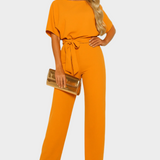 Visas kostiumas su diržu